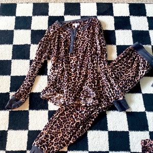 Sleepwear two piece set